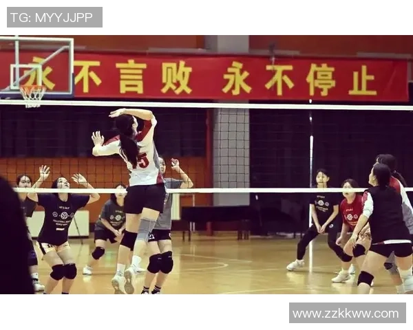 重庆排球队的奋斗与荣耀：一段排球精神的真实纪实之旅